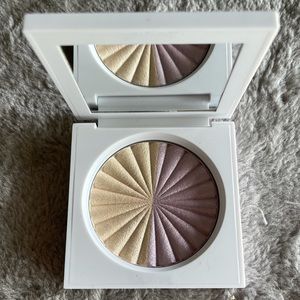 Ofra Retrograde Highlighter